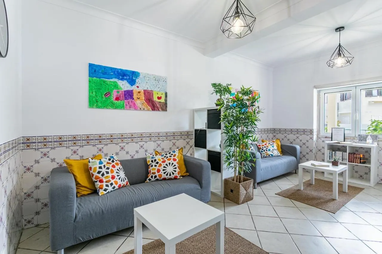 Pensjonat Encarnacao Home Lizbona Portugalia